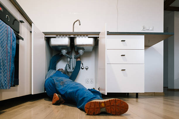 Professional Leak Detection technician working in Columbus, NJ
